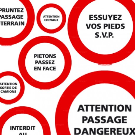 Panneau interdiction danger circulation engin