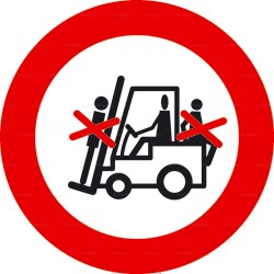 Panneau passagers interdits sur le chariot élévateur