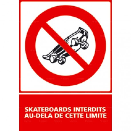 Panneau vertical Skateboards interdits au-delà de cette limite