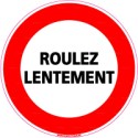 https://www.4mepro.com/28136-medium_default/panneau-d-interdiction-rond-roulez-lentement.jpg