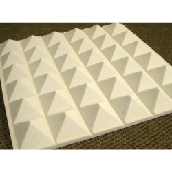 Mousse acoustique pyramide 60/95 mm blanc brut