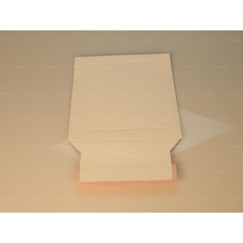 Enveloppe cartonnée blanche A4 23,5 x 34 cm