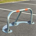 https://www.4mepro.com/33785-medium_default/barriere-de-parking-3-pieds-special-macadam.jpg