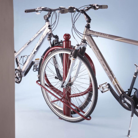 Range 2 vélos Carthagène poteau