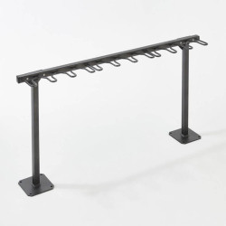 Range 9 trottinettes sur pied