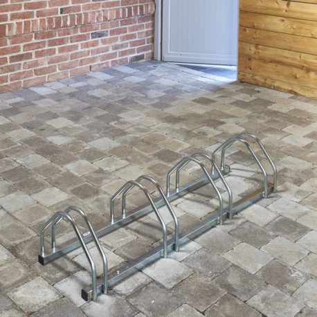 Râtelier 4 vélos - 3 largeurs de pneus différentes